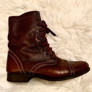 STEVE MADDEN “Troopa” Style Combat boots Size 7.5